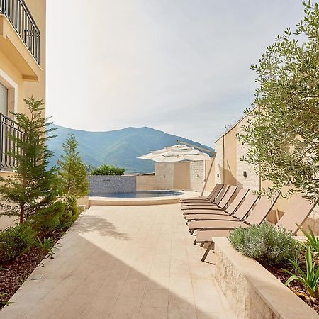 2Montenegro Limeta Apartments With Pool 코토르 외부 사진
