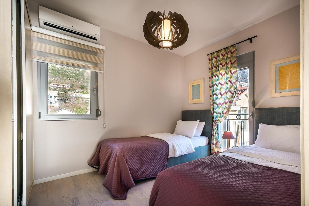 2Montenegro Limeta Apartments With Pool 코토르 외부 사진