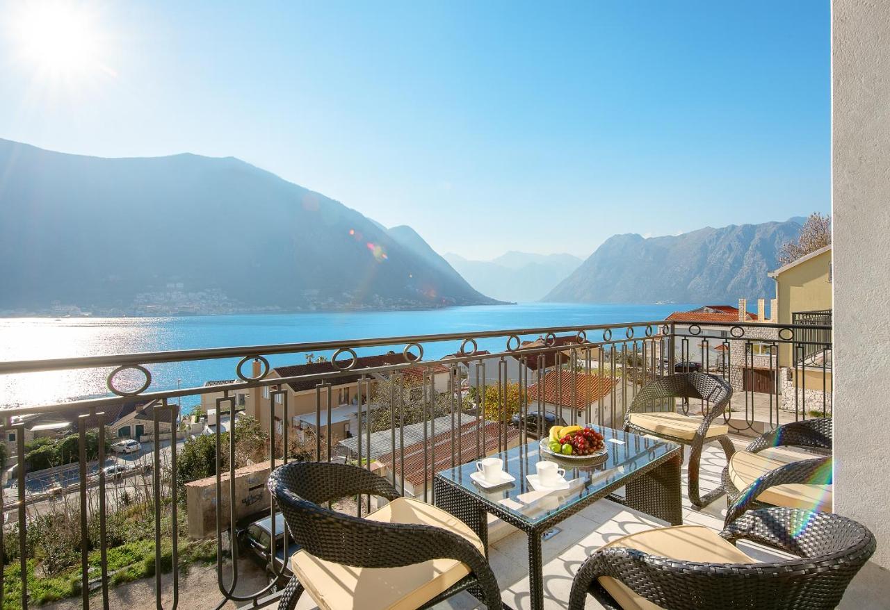 2Montenegro Limeta Apartments With Pool 코토르 외부 사진