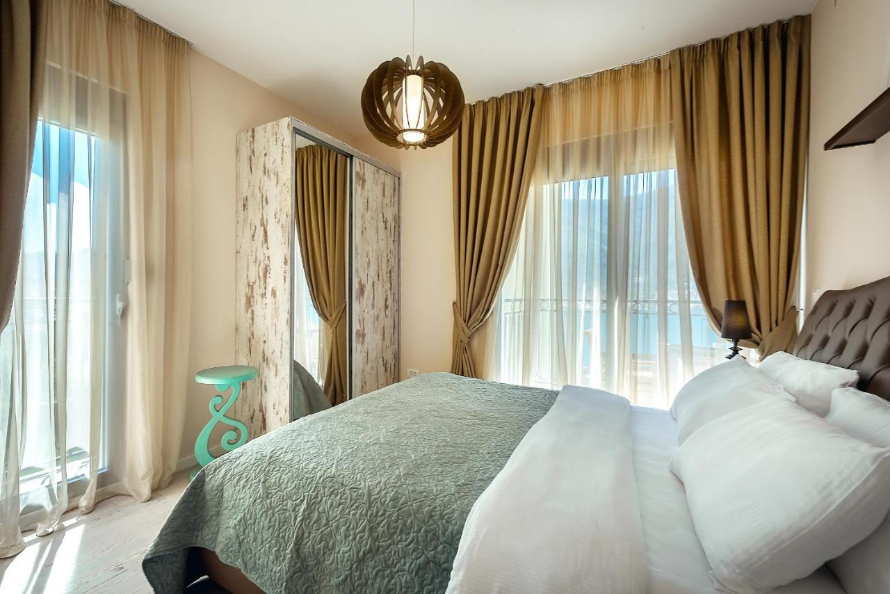 2Montenegro Limeta Apartments With Pool 코토르 외부 사진