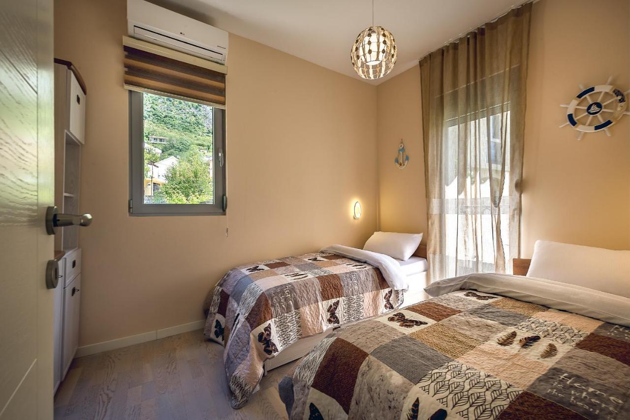 2Montenegro Limeta Apartments With Pool 코토르 외부 사진