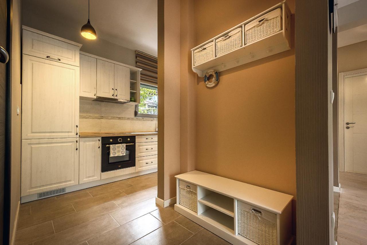 2Montenegro Limeta Apartments With Pool 코토르 외부 사진