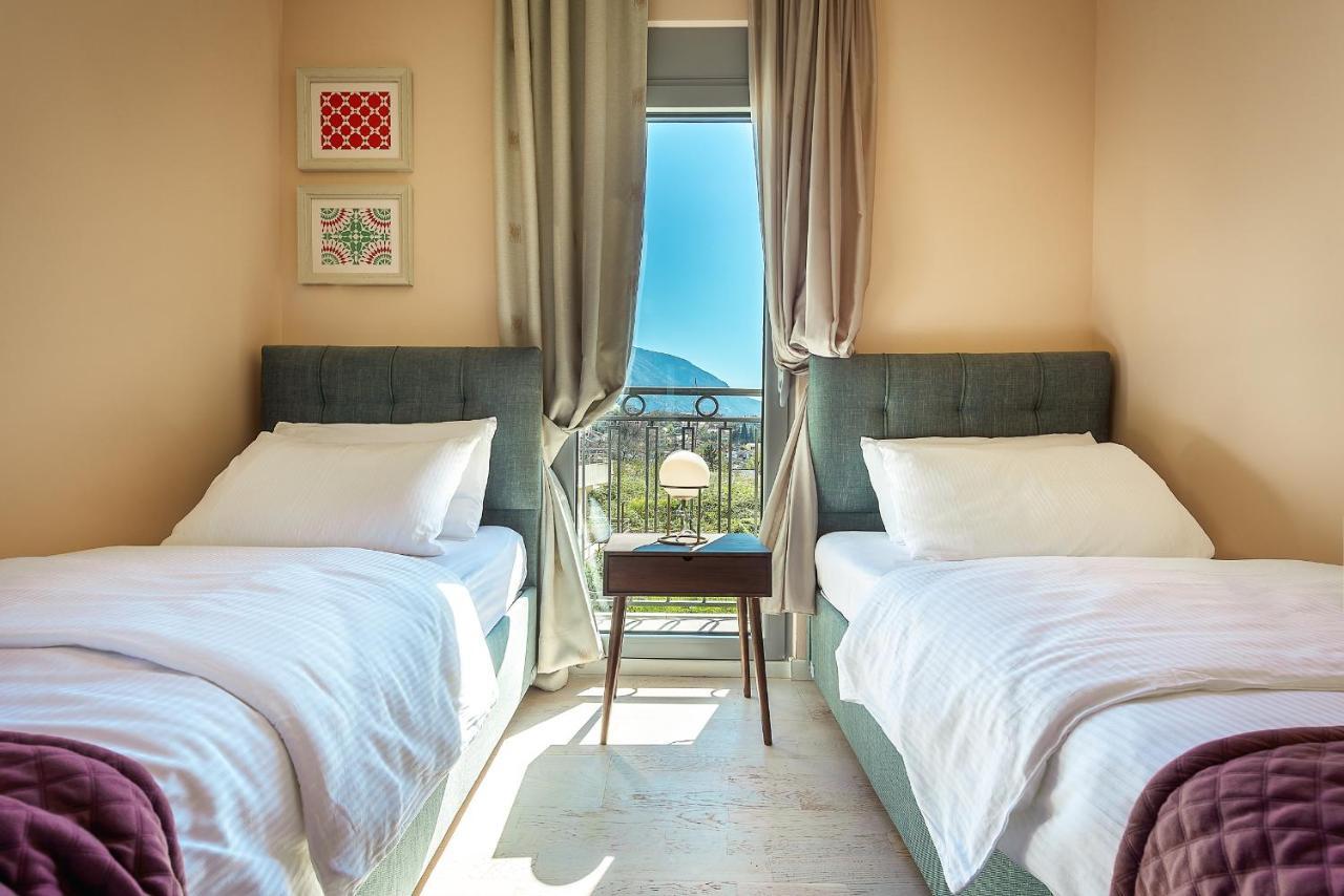 2Montenegro Limeta Apartments With Pool 코토르 외부 사진
