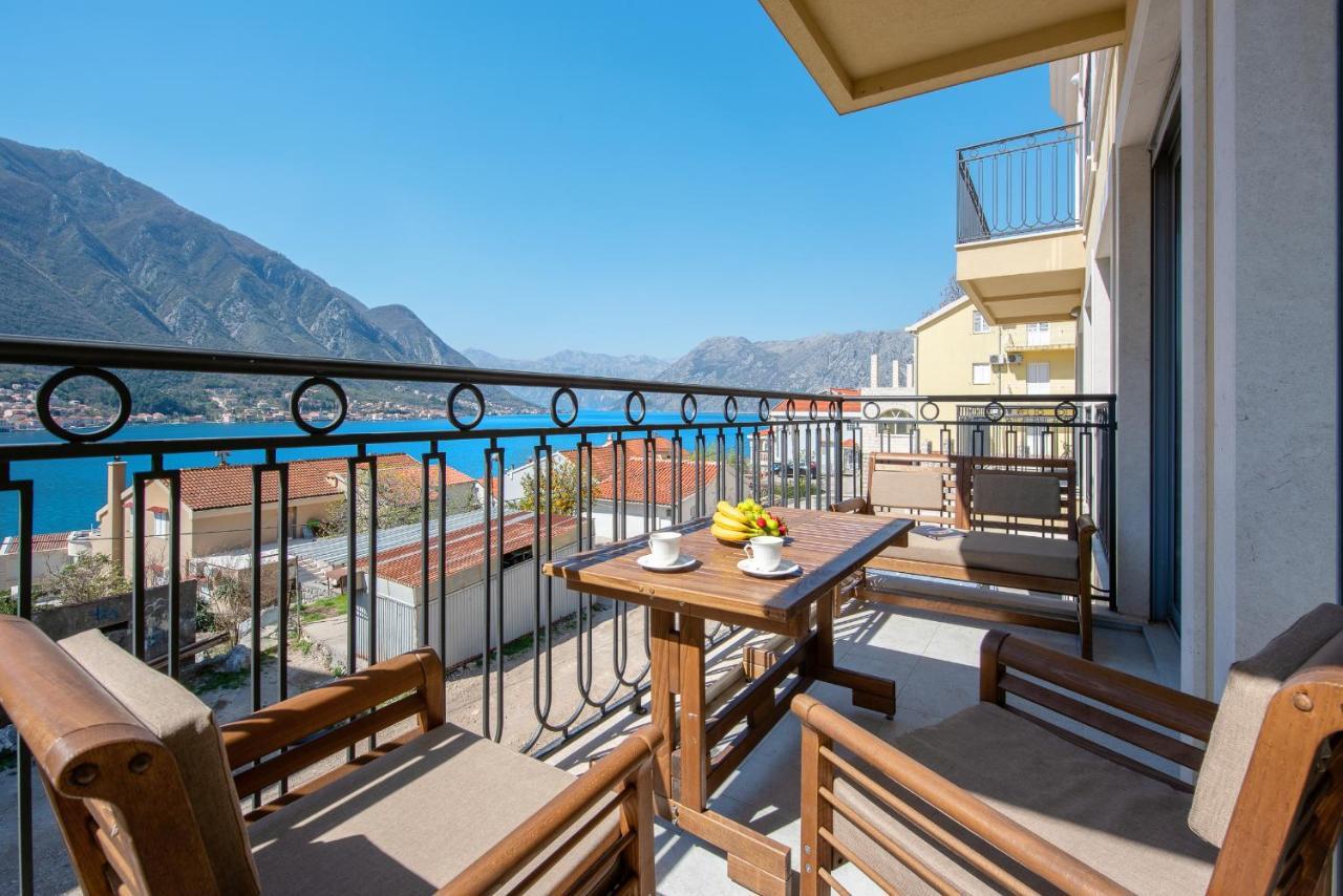 2Montenegro Limeta Apartments With Pool 코토르 외부 사진