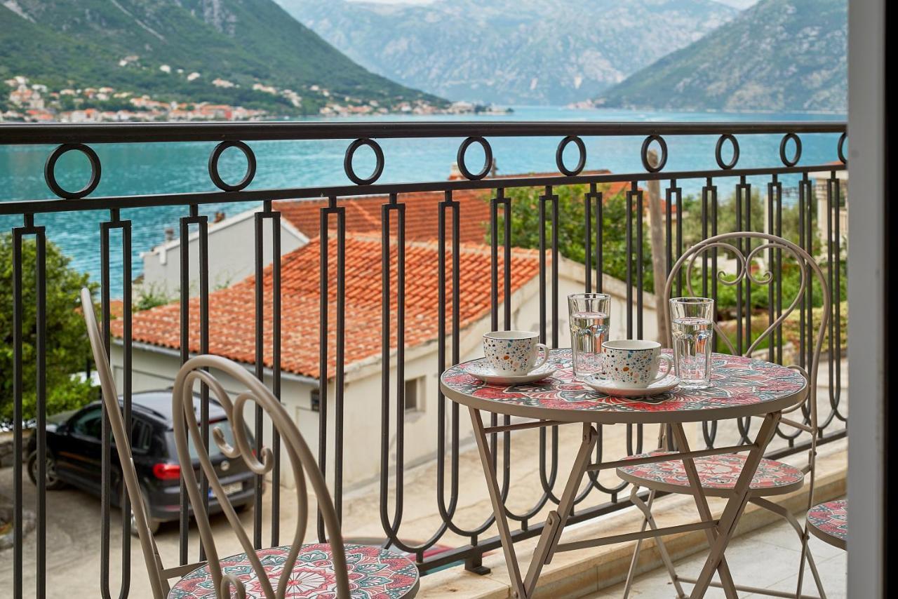 2Montenegro Limeta Apartments With Pool 코토르 외부 사진