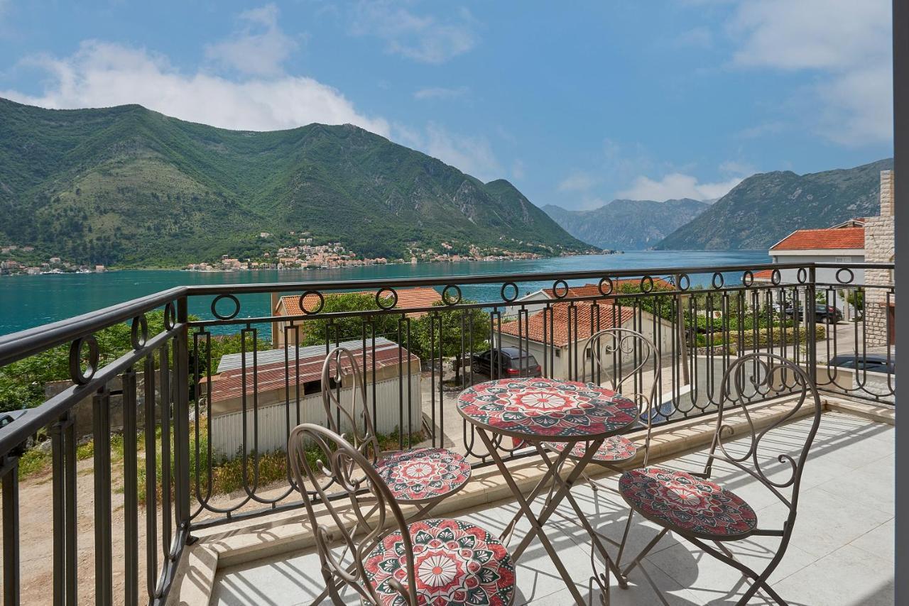 2Montenegro Limeta Apartments With Pool 코토르 외부 사진